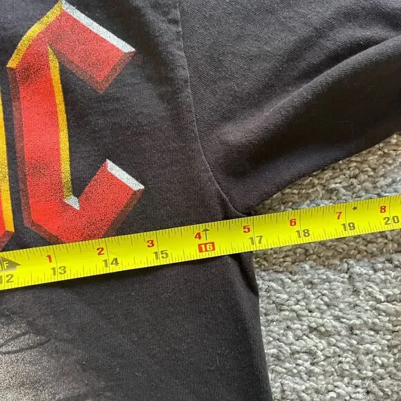 Vintage Y2K AC/DC TNT Black Band Album T Shirt Mens Size Small - Picture 5 of 6